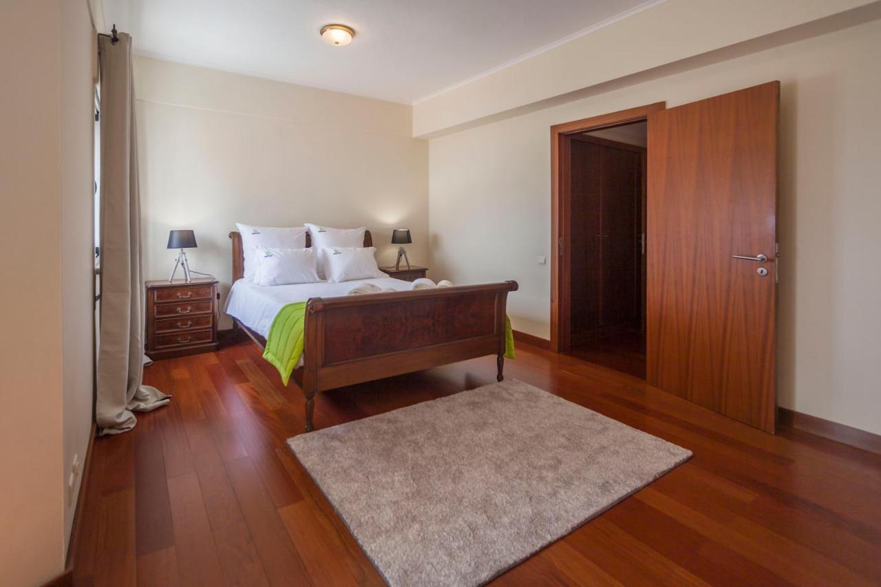 Deluxe Marina Apartment ポンタ・デルガダ エクステリア 写真